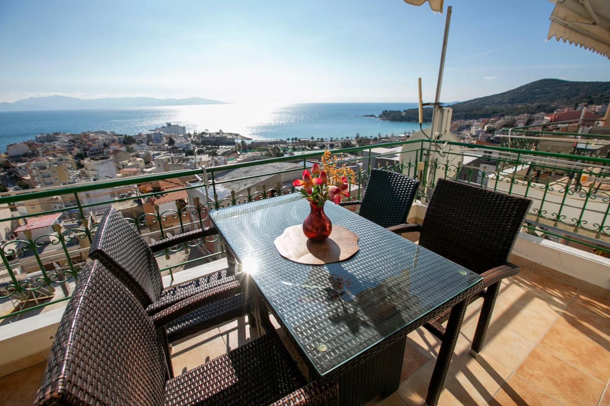 Blue Sky Appartment Cavala Exterior foto