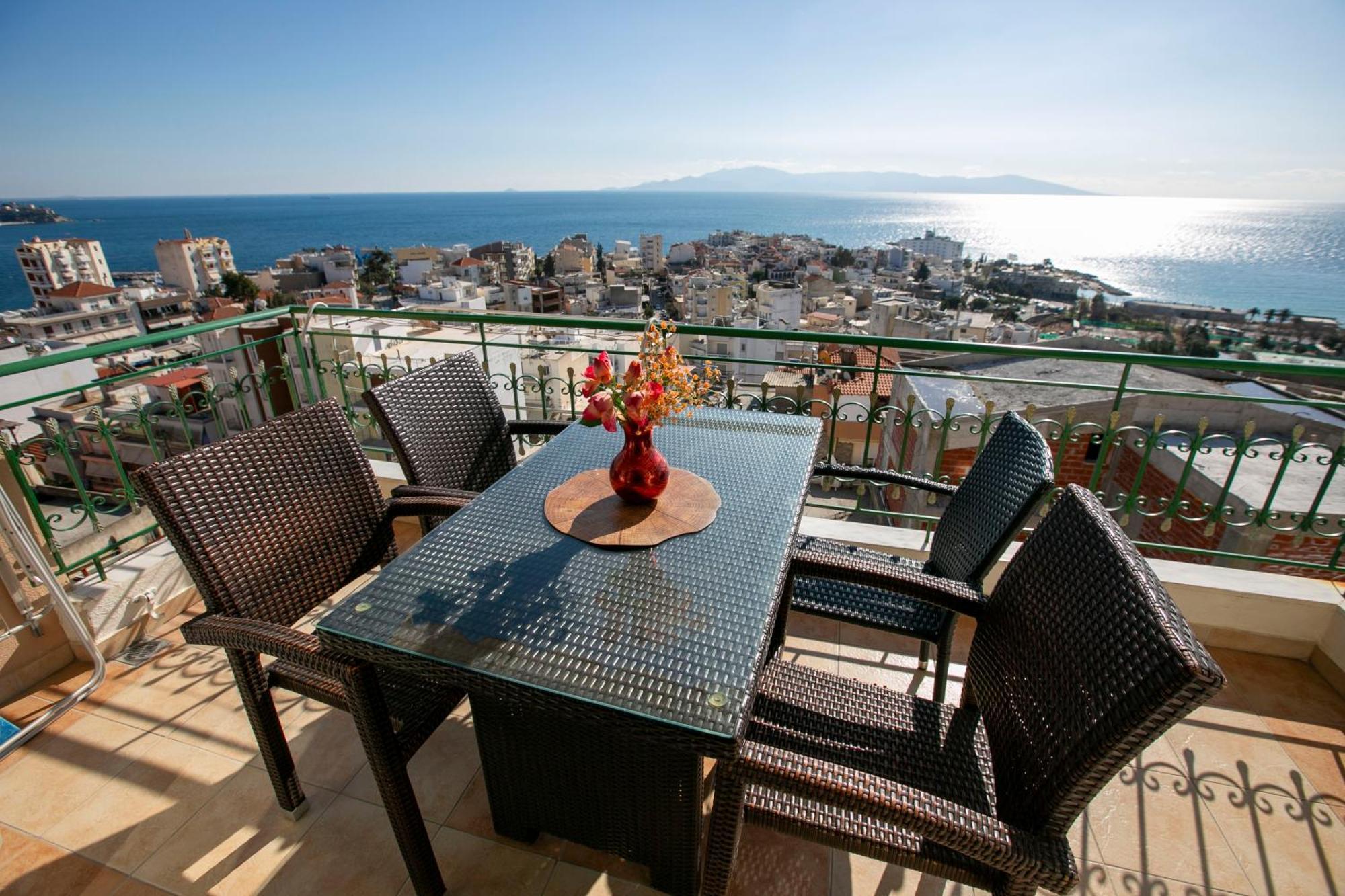 Blue Sky Appartment Cavala Exterior foto